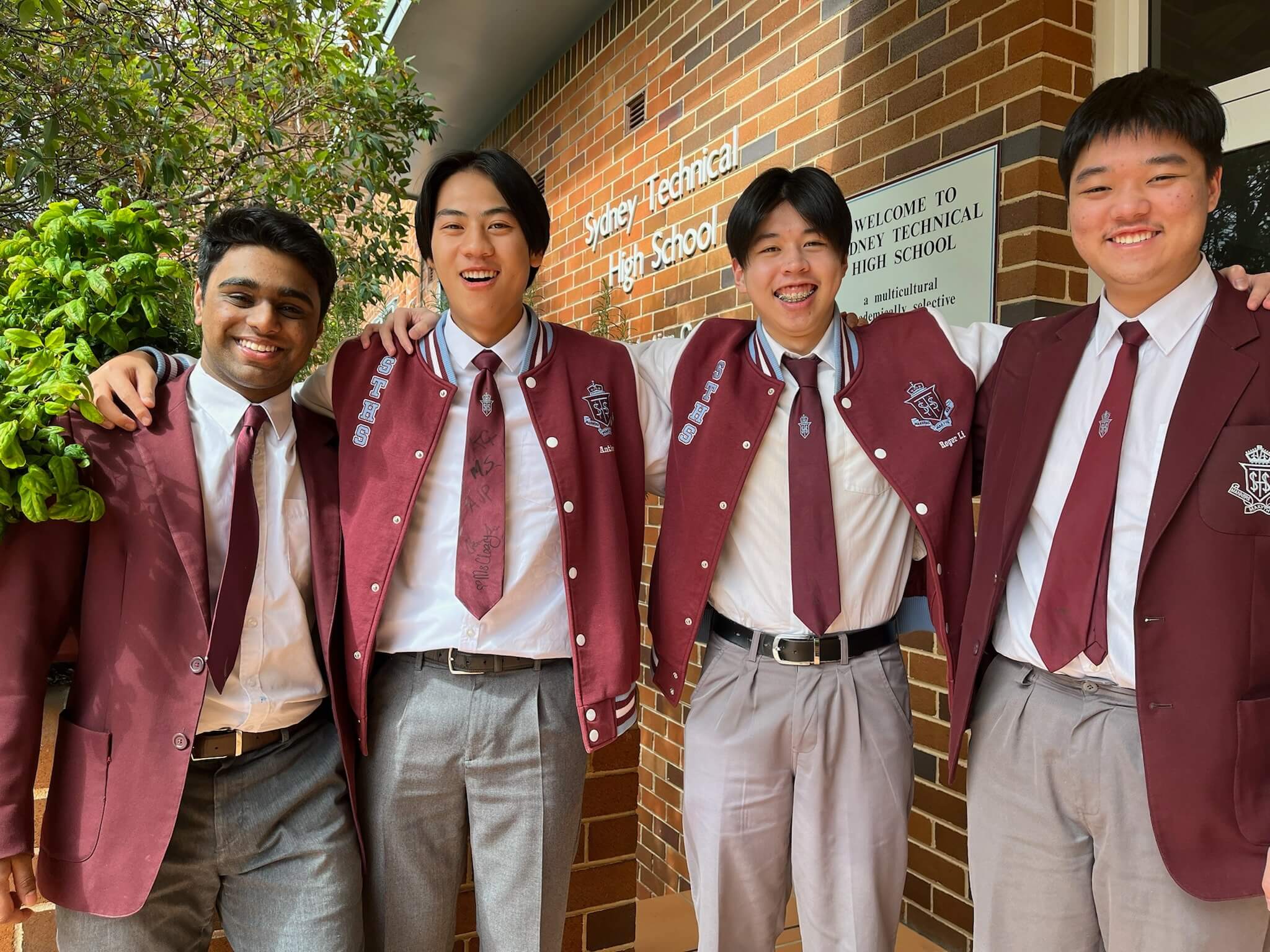 Cách ghi danh nhập học vào trường Sydney Technical High School