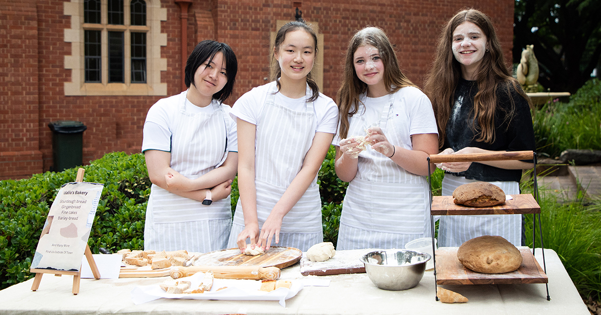 hoe1baa1t20c491e1bb99ng20ngoe1baa1i20khc3b3a20seymour20college201 Hoạt động ngoại khóa Seymour College