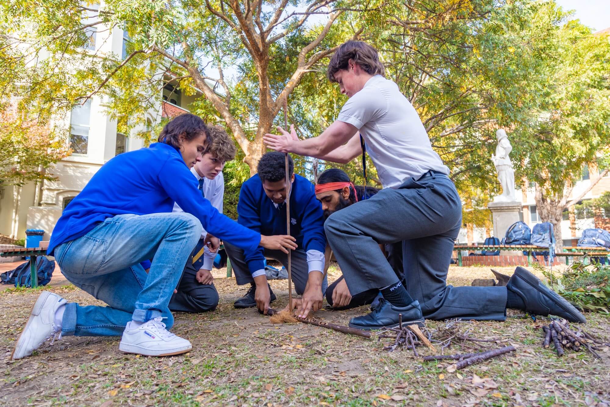 hoe1baa1t20c491e1bb99ng20ngoe1baa1i20khc3b3a20vc3a020the1bb8320thao20st20aloysiuse2809920college202 hoạt động ngoại khóa và thể thao St Aloysius’ College