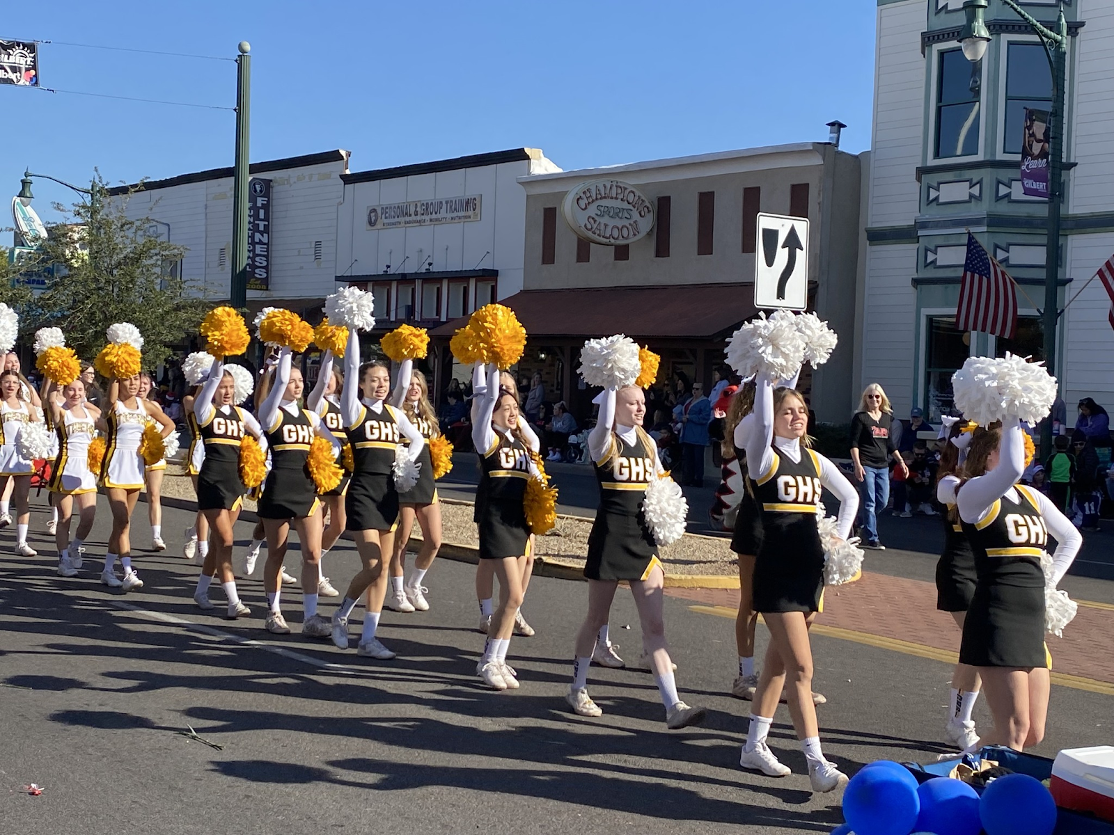 unnamed-109 hoạt động ngoại khóa ở trường Gilbert Public Schools