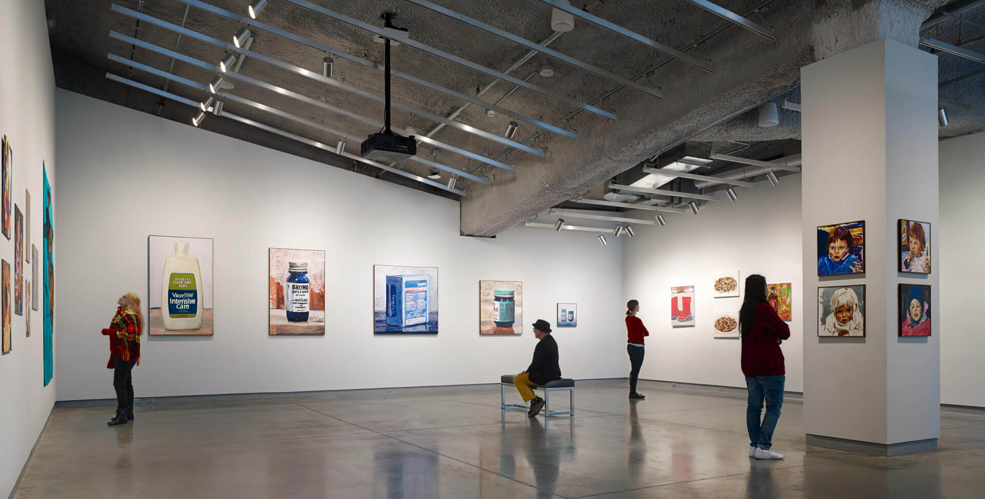 unnamed-187 Hệ thống cơ sở vật chất hiện đại của ISU