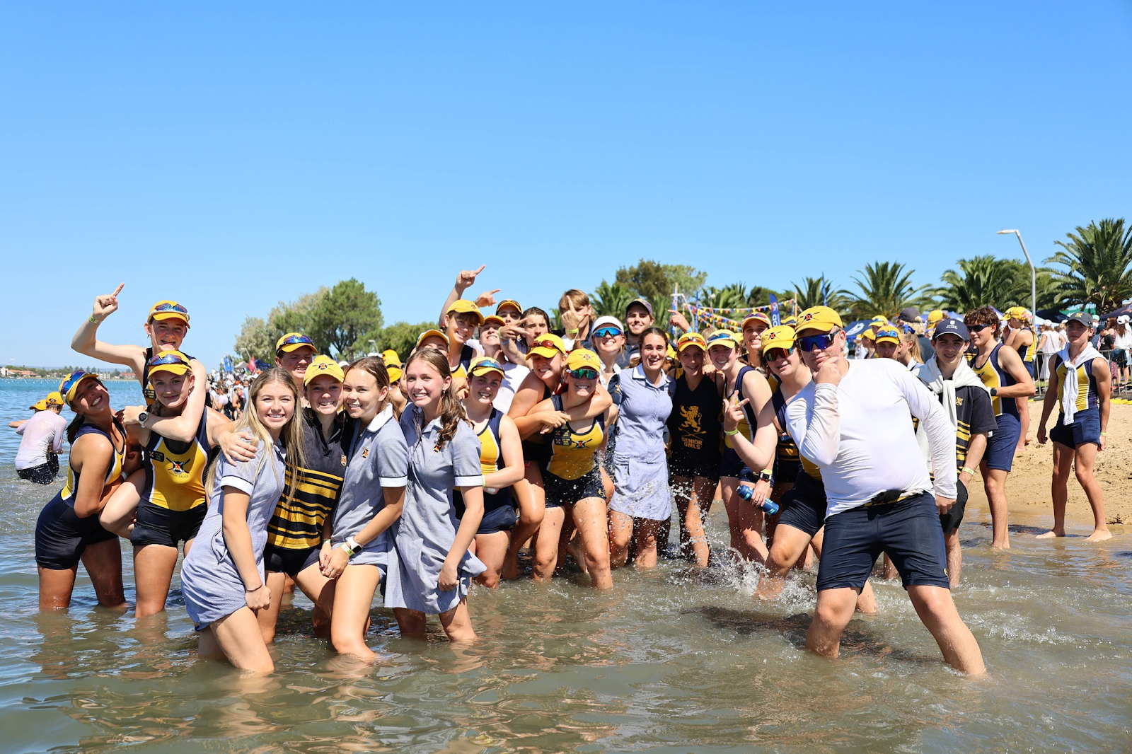 nhiều hoạt động ngoại khóa của trường trung học Scotch College