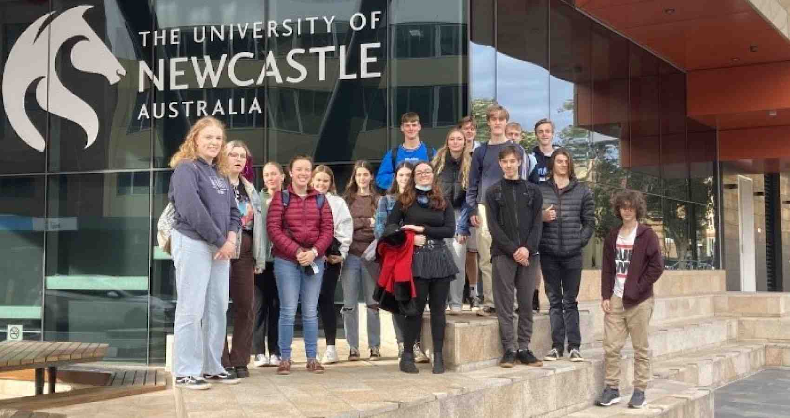 ại học Newcastle là trường đại học công lập chuyên sâu về nghiên cứu, được QS World University Rankings xếp hạng trong TOP 200 trường đại học hàng đầu thế giới (QS World University Rankings 2023)