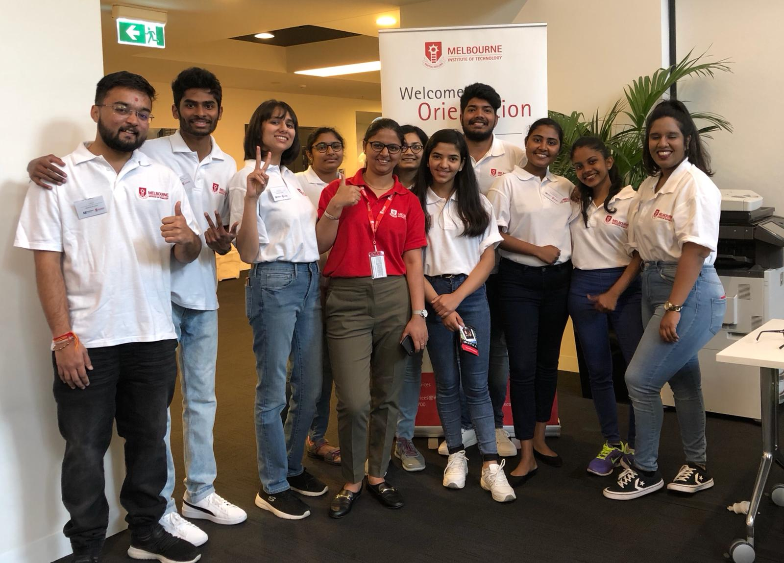 Học viện Công nghệ Melbourne kết hợp học tập và thực hành