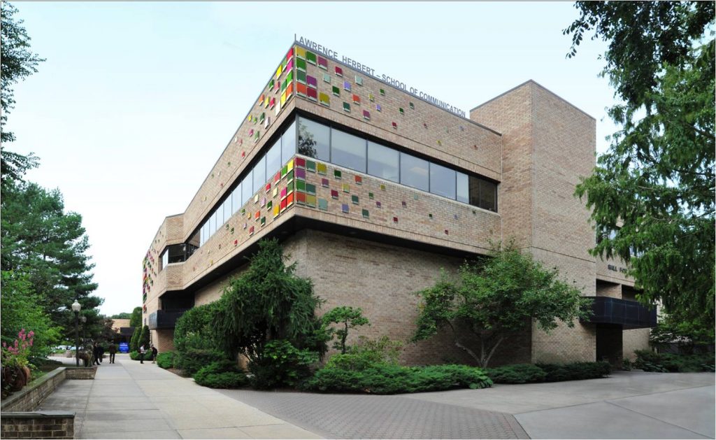 Trường truyền thông Lawrence Herbert