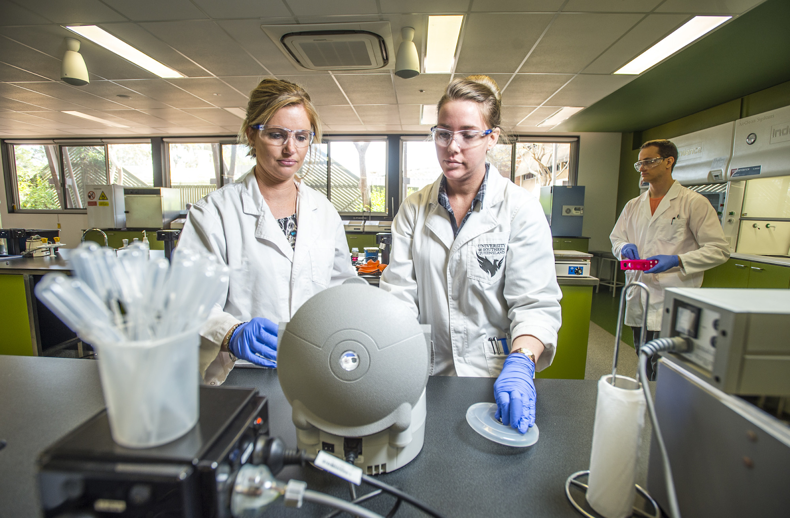 Các chương trình đào tạo, học phí và yêu cầu đầu vào Đại học Công nghệ Queensland  úc