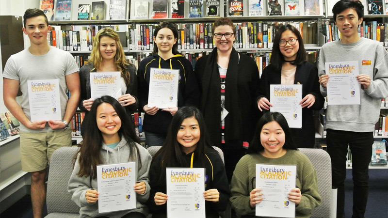 Học bổng du học Úc Eynesbury College năm 2022 - 2023