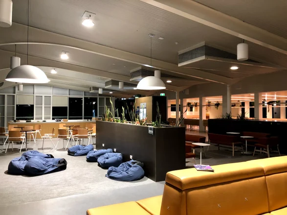 Một góc nhỏ trong thư viện trường Đại học Nam Úc 