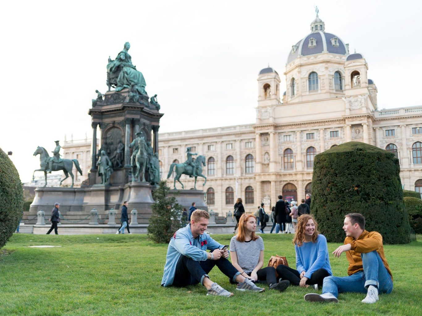 Đời sống sinh viên