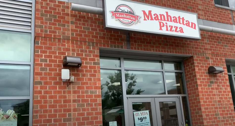 Cửa hàng bánh pizza