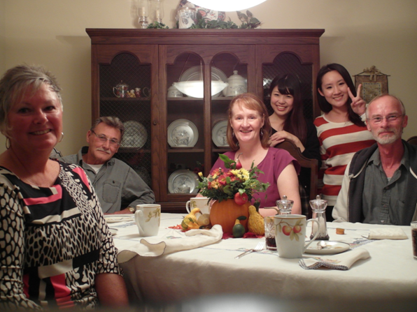 ở cùng gia đình người bản xứ khi du học