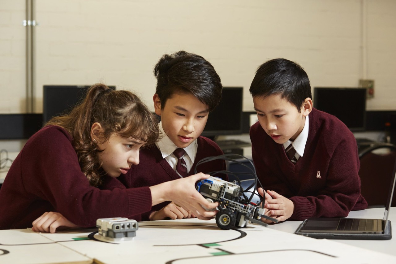 yc3aau20ce1baa7u20nhe1baadp20he1bb8dcc2a0trc6b0e1bb9dng20trung20he1bb8dc20fort20street20high20school Yêu cầu nhập học trường trung học Fort Street High School